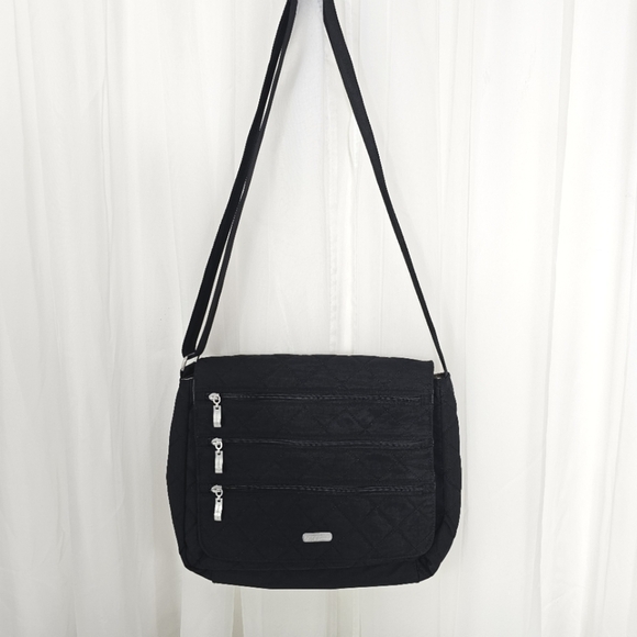 Baggalini black quilted messenger bag adjustable crossbody strap travel bag - Picture 1 of 9
